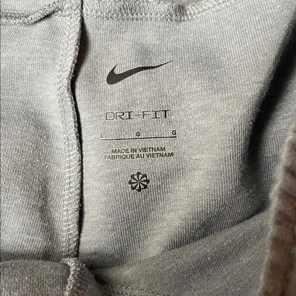 Nike Men's Heather Gray Dri-Fit Joggers Large - Picture 3 of 3